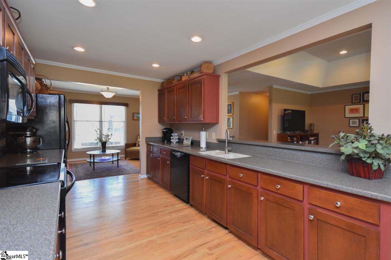 209 Cross Field Road Greenville, SC 29607 - Photo 6 of 36 Gallery Image 6