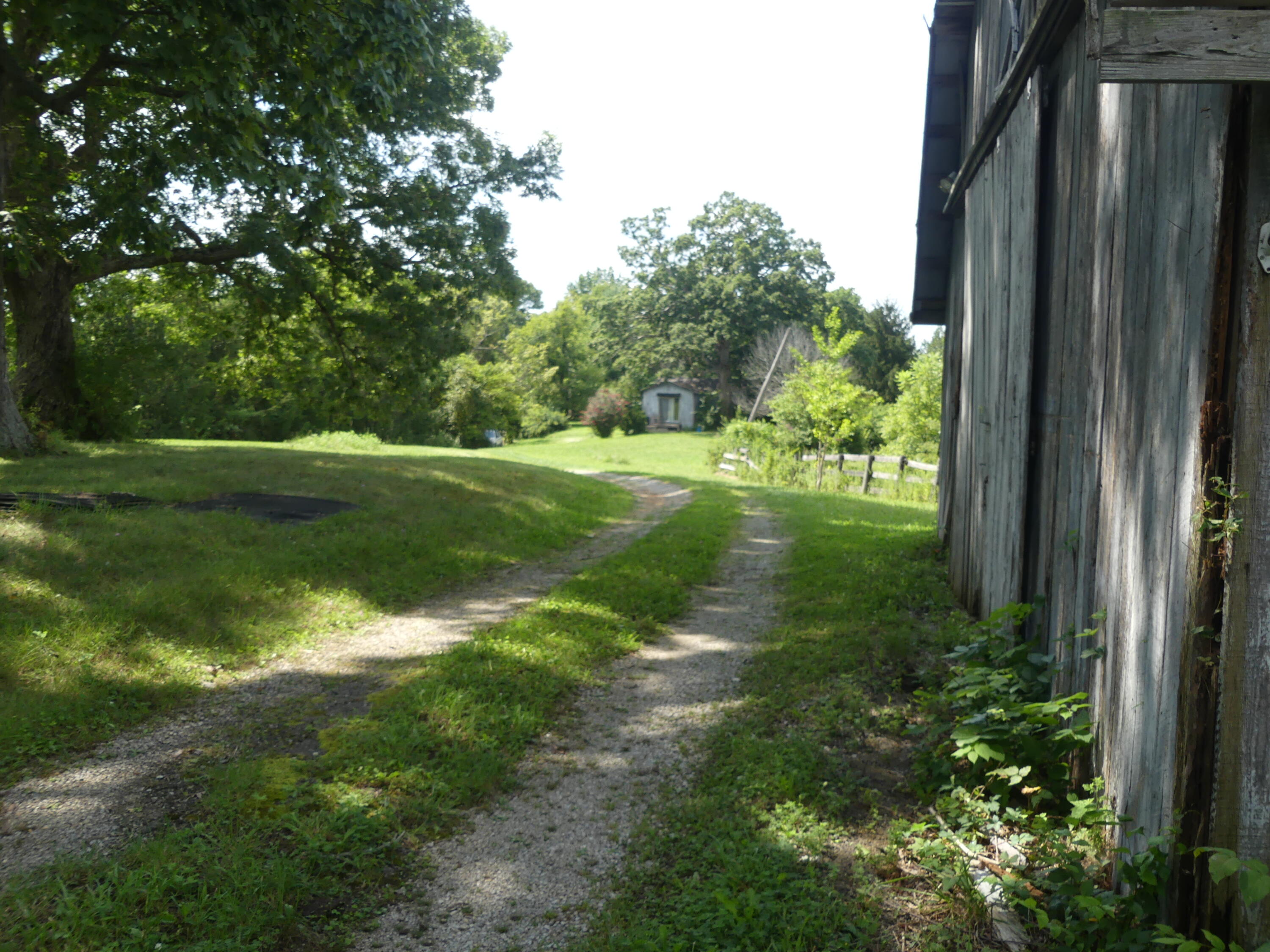 1040 Delaney Road Lawrenceburg, KY 40342 - Photo 5 of 55 P1020022