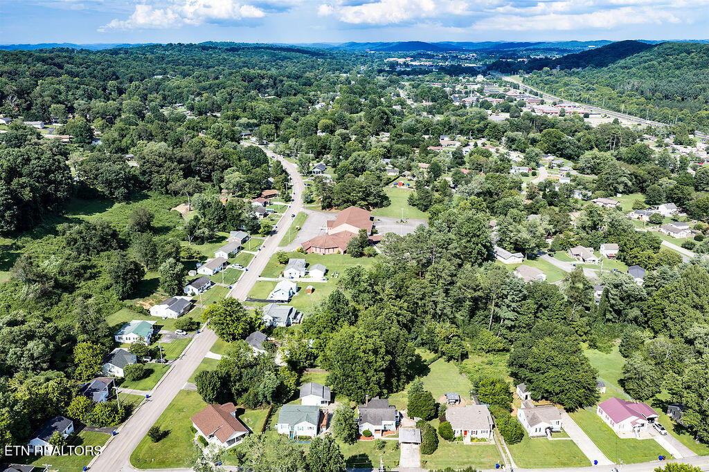 122 Salem Road Oak Ridge, TN 37830 - Photo 29 of 31 Community1