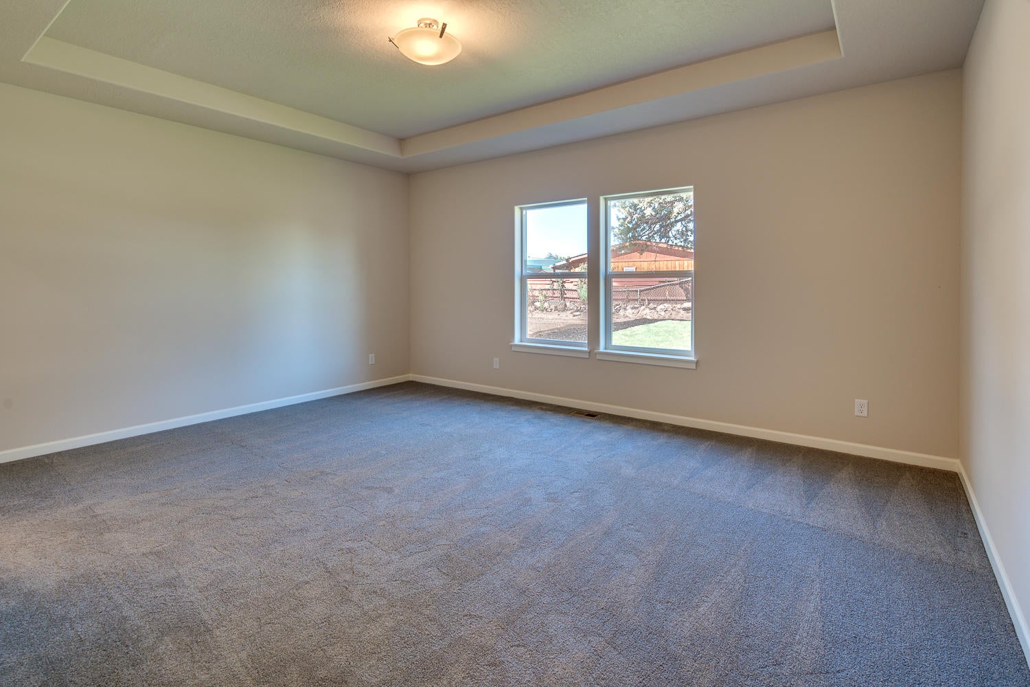 789 Northwest Rimrock Drive Redmond, OR 97756 - Photo 17 of 29 789RimrockDr-025