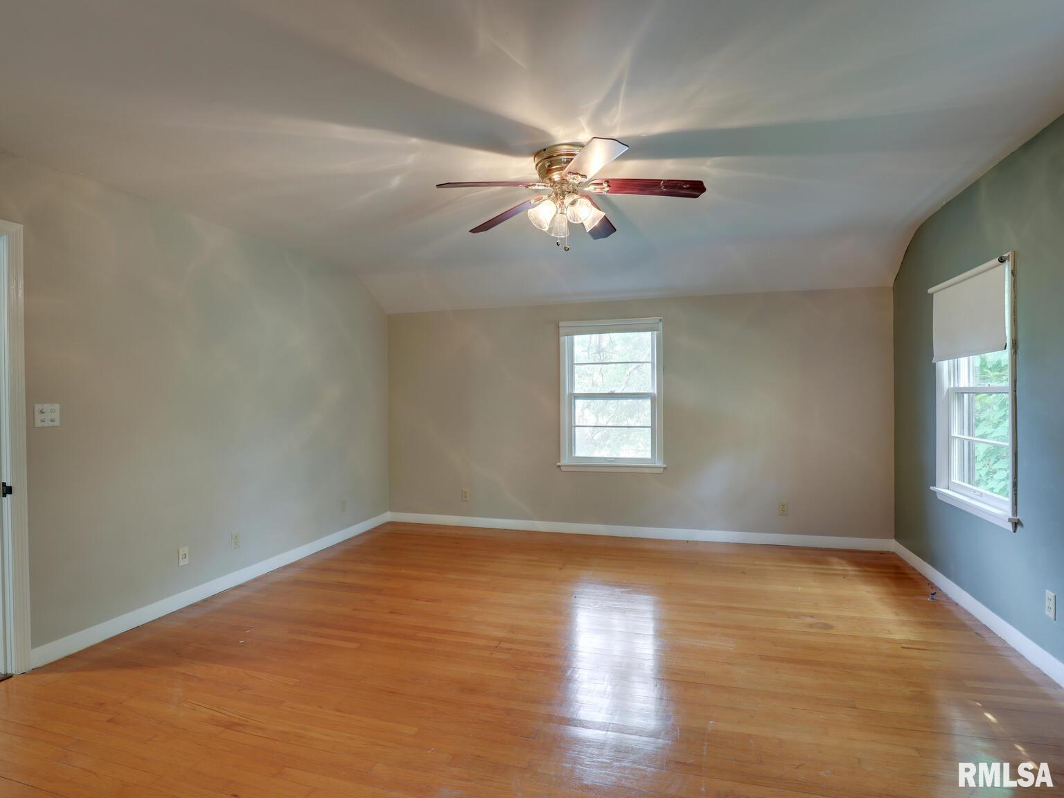 75 Woodlawn Road Quincy, IL 62301 - Photo 12 of 29 Gallery Image 12