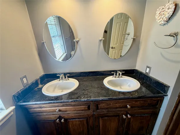 $2,700 | 3214 Explorer Cove, Sugar Land, TX 77479
