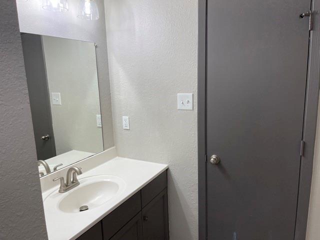 400 Starr Street Dallas, TX 75203 - Photo 9 of 14