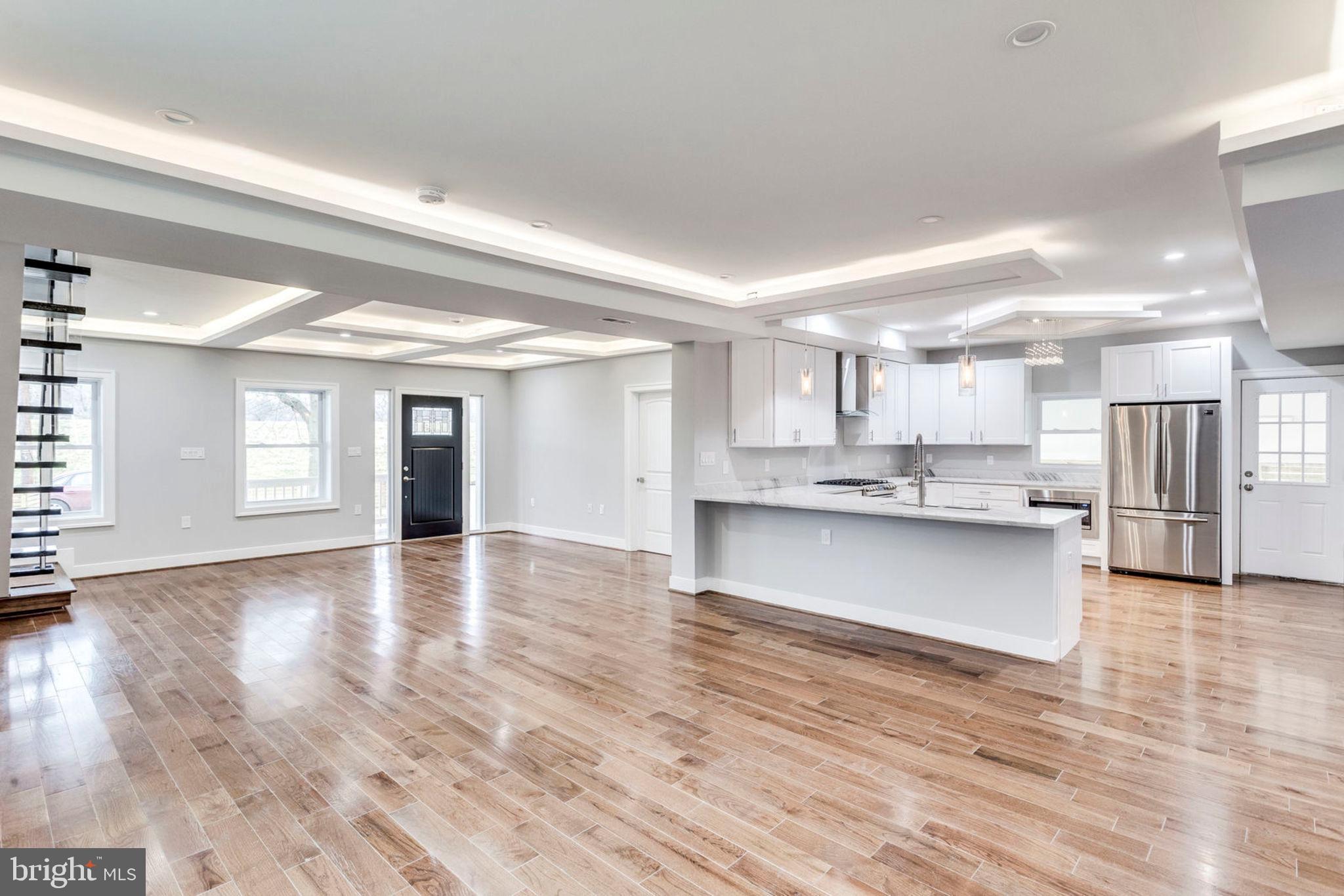 4906 Taylor Road Hyattsville, MD 20781 - Photo 12 of 68 Main Level Dining Area