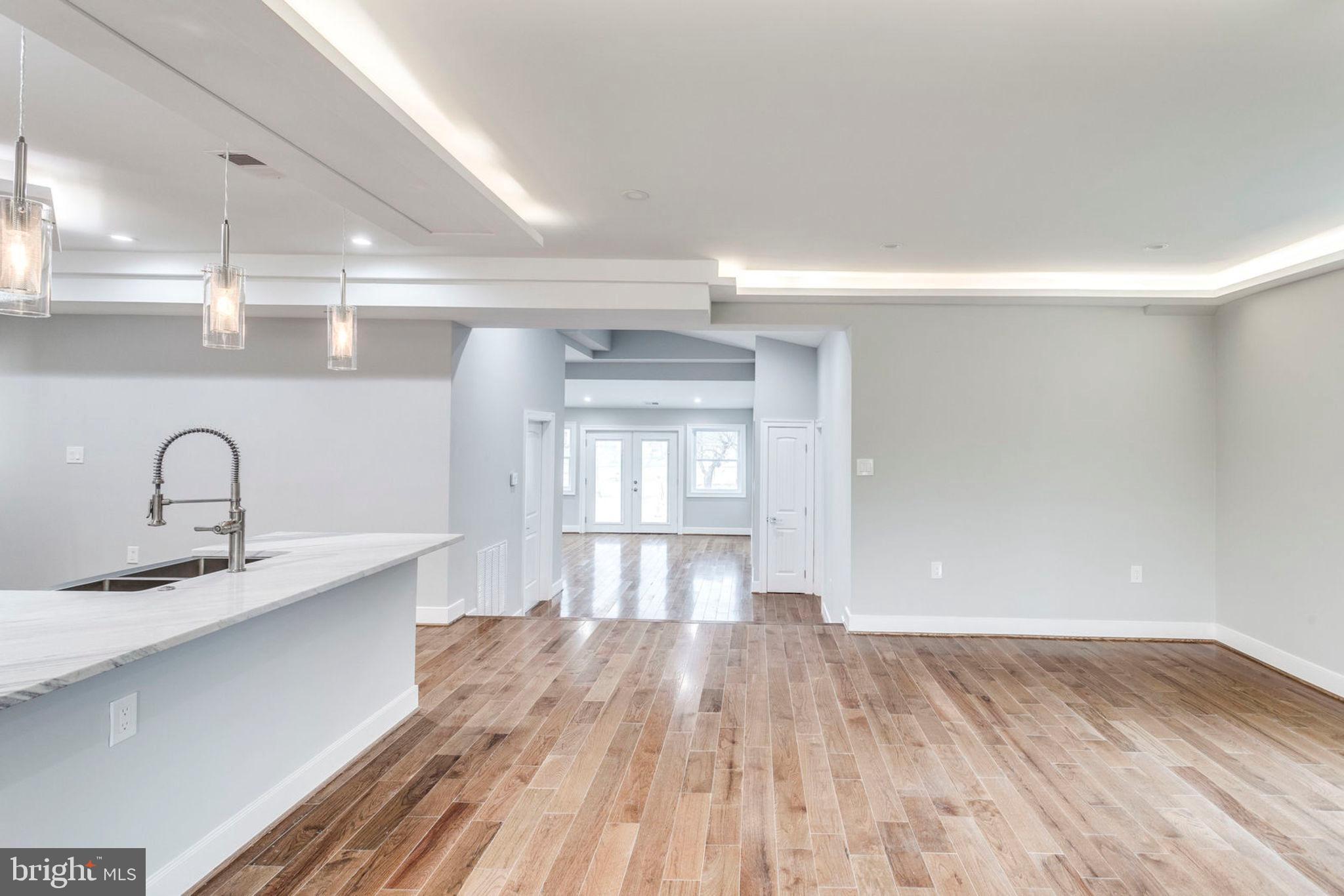 4906 Taylor Road Hyattsville, MD 20781 - Photo 20 of 68 Main Level