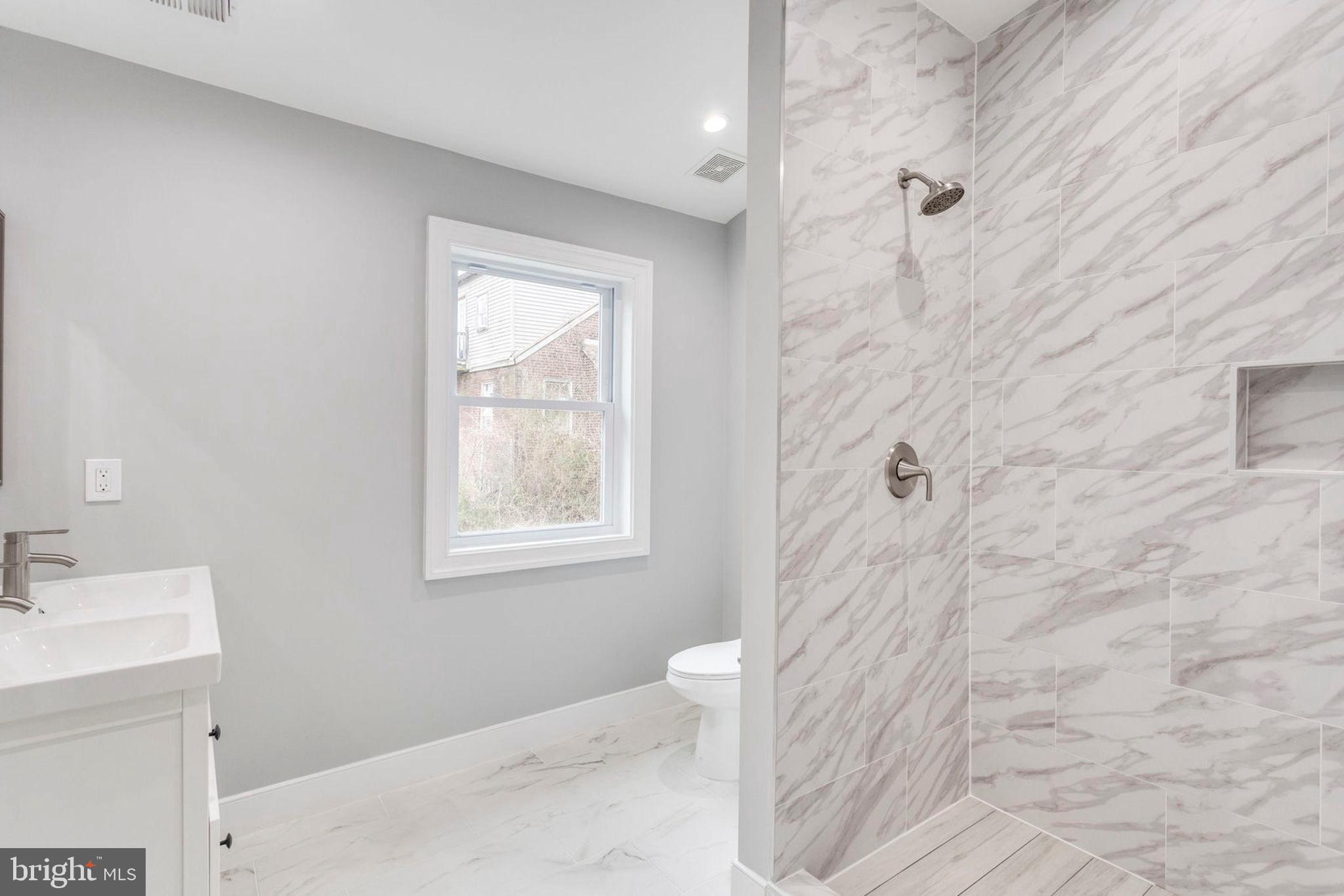 4906 Taylor Road Hyattsville, MD 20781 - Photo 29 of 68 Main Level Full Bath