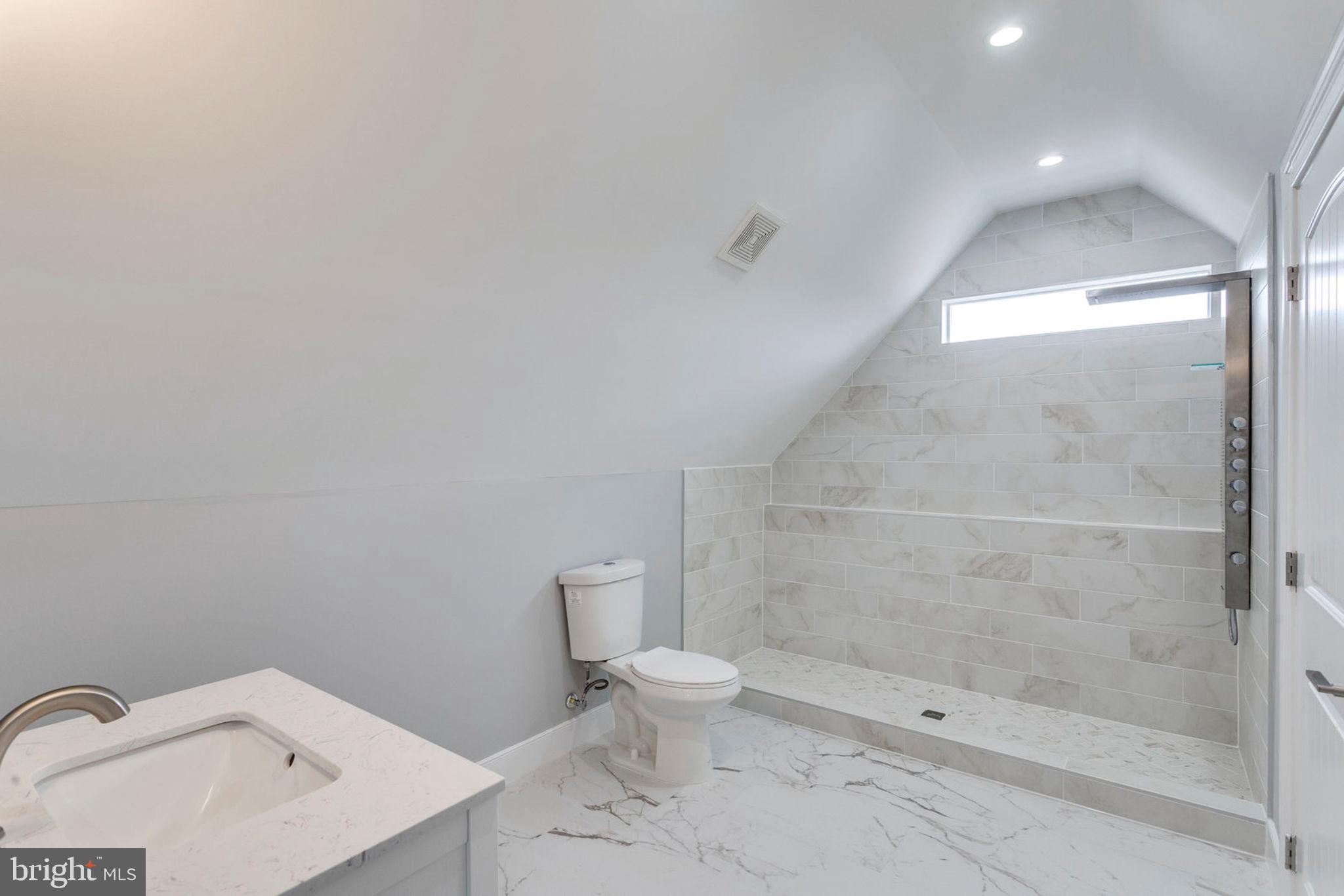 4906 Taylor Road Hyattsville, MD 20781 - Photo 42 of 68 3rd Level Master Bath