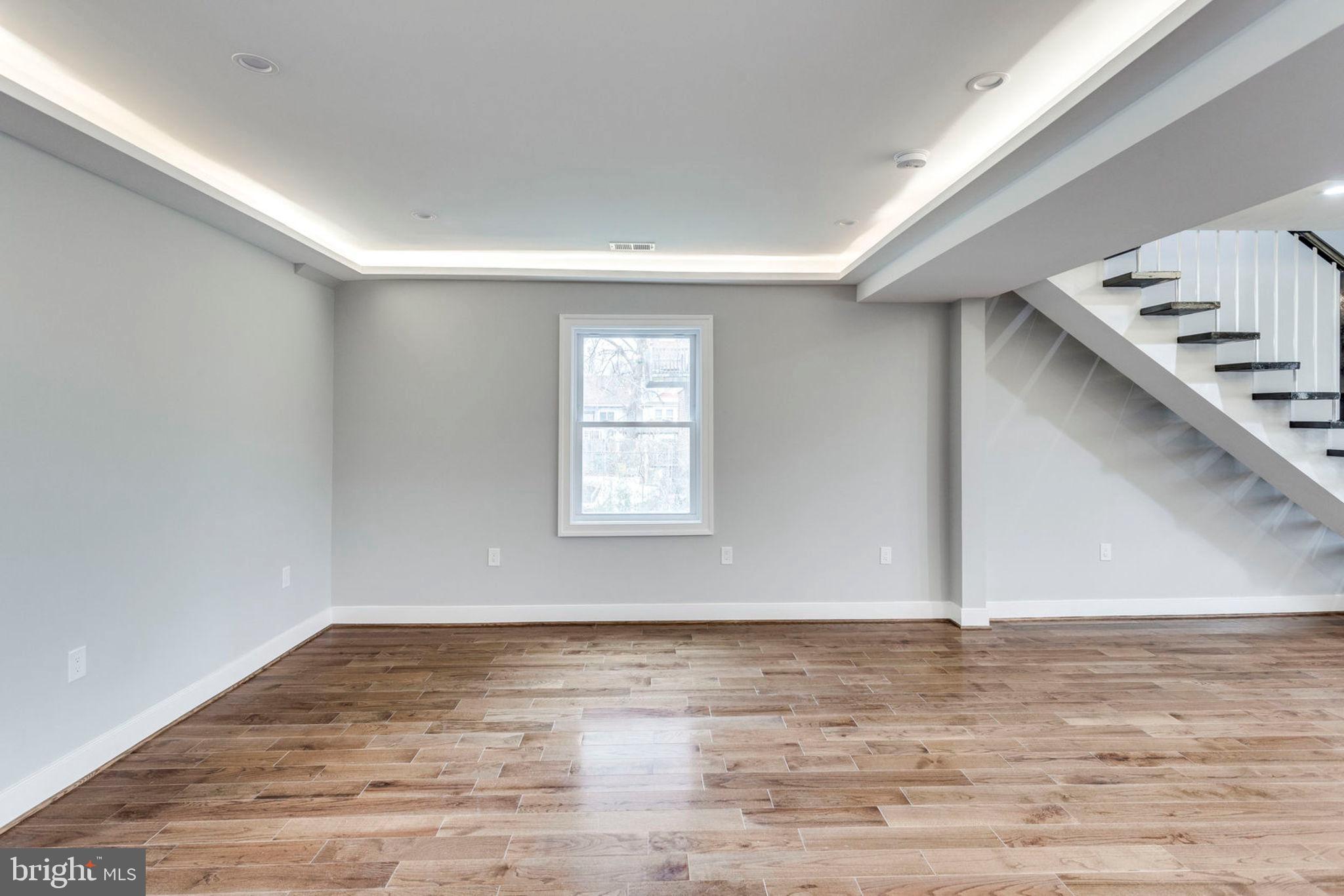 4906 Taylor Road Hyattsville, MD 20781 - Photo 9 of 68 Main Level