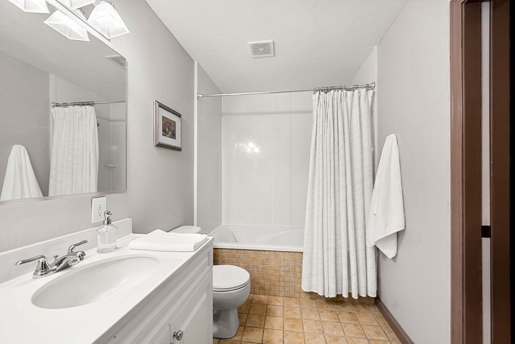 36 Village Road, Unit 214 Middleton, MA 01949 - Photo 24 of 37
