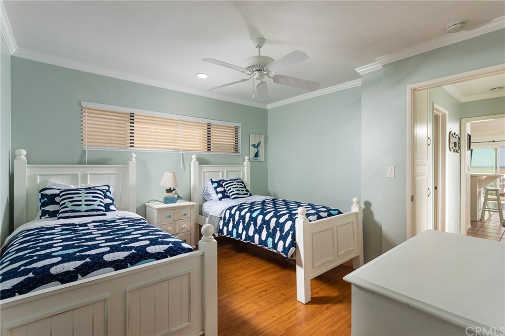 1514 West Oceanfront Newport Beach, CA 92663 - Photo 26 of 63