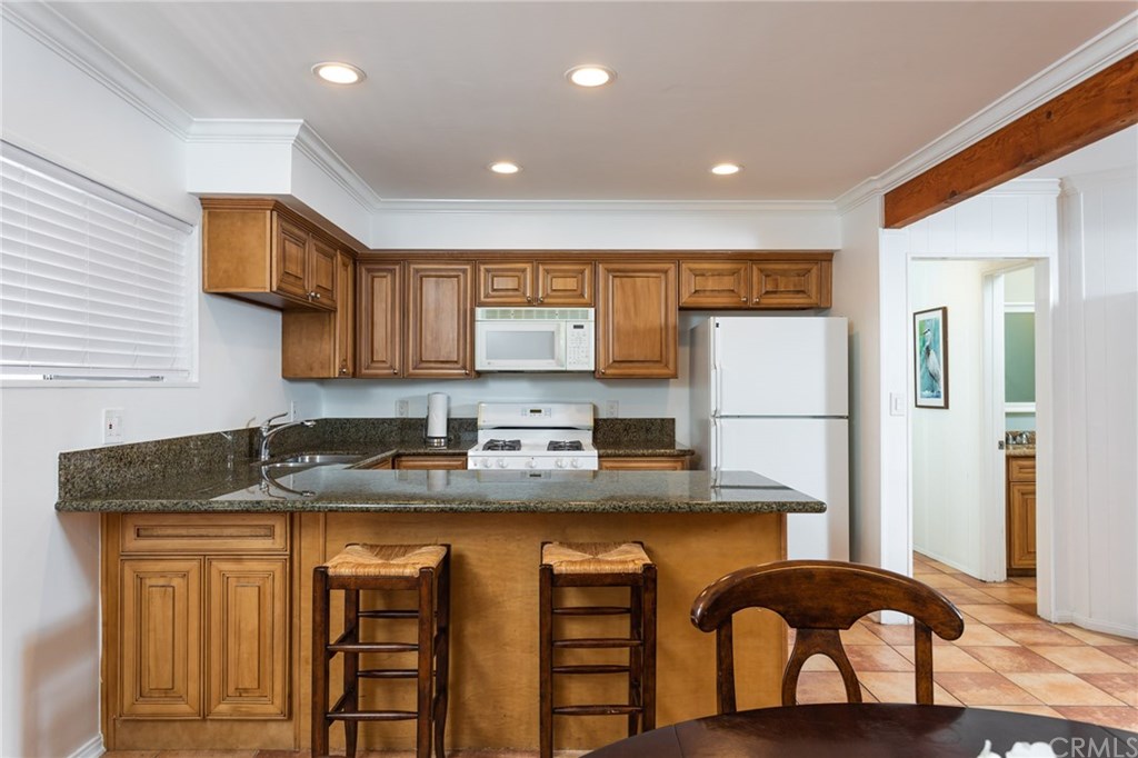 1514 West Oceanfront Newport Beach, CA 92663 - Photo 32 of 63