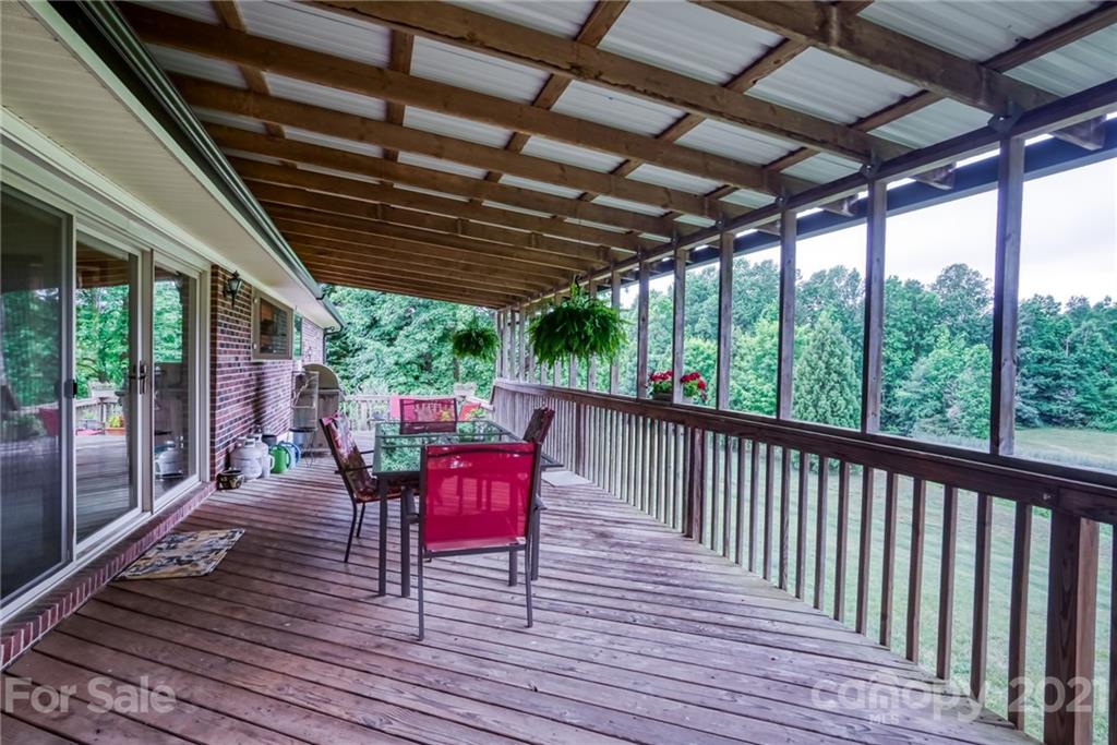 7373 Forney Hill Road Denver, NC 28037 - Photo 2 of 28 Gallery Image 2