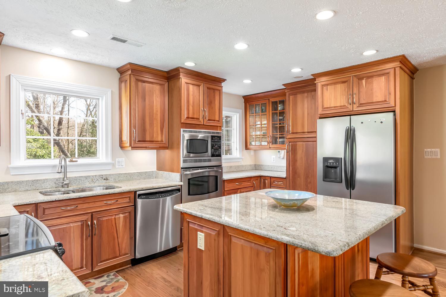 1837 Post Oak Trail Reston, VA 20191 - Photo 14 of 49