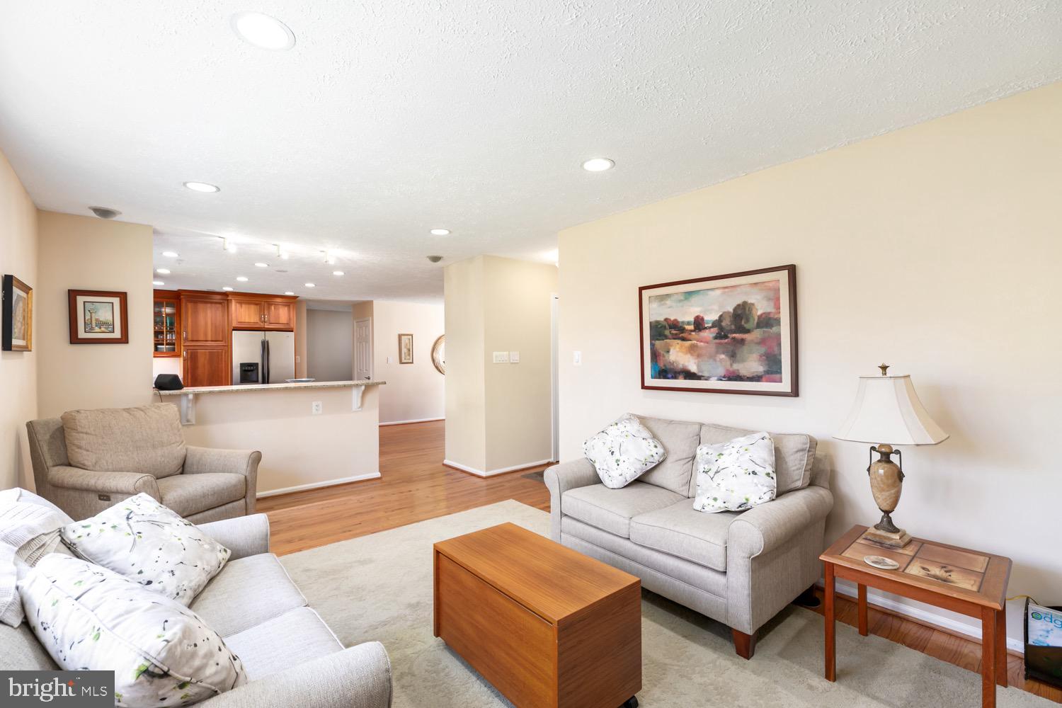 1837 Post Oak Trail Reston, VA 20191 - Photo 17 of 49