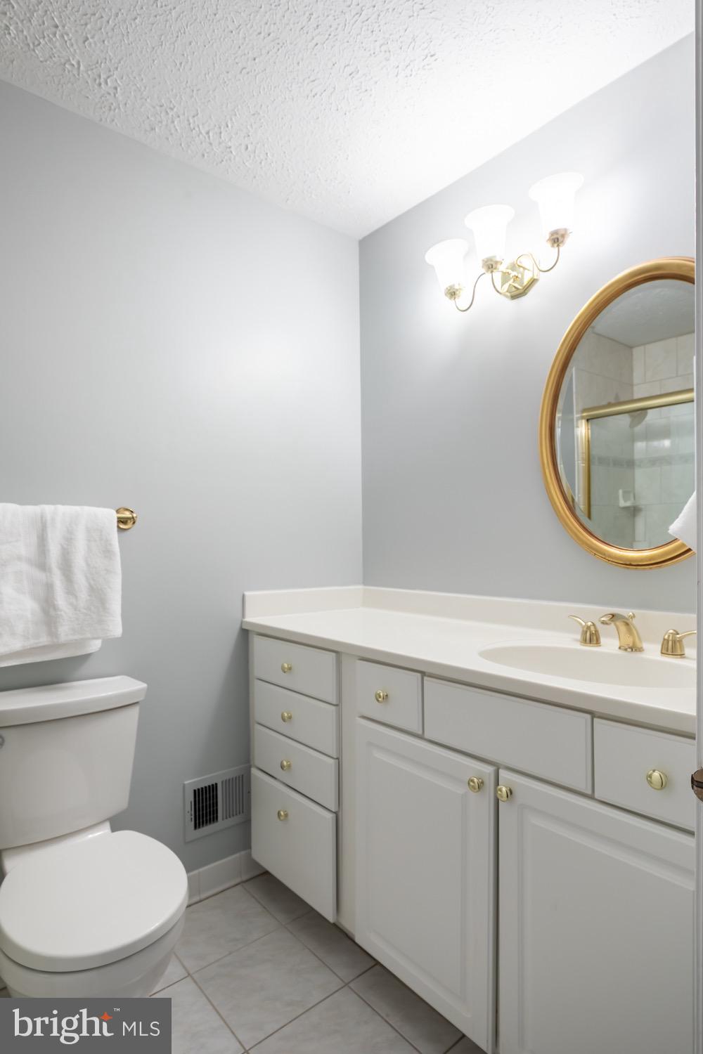1837 Post Oak Trail Reston, VA 20191 - Photo 20 of 49