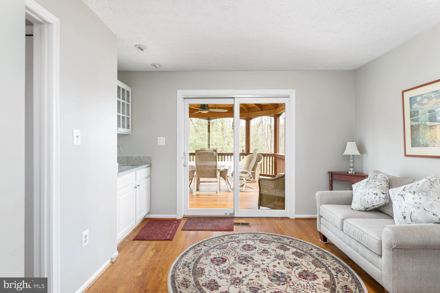 1837 Post Oak Trail Reston, VA 20191 - Photo 21 of 49