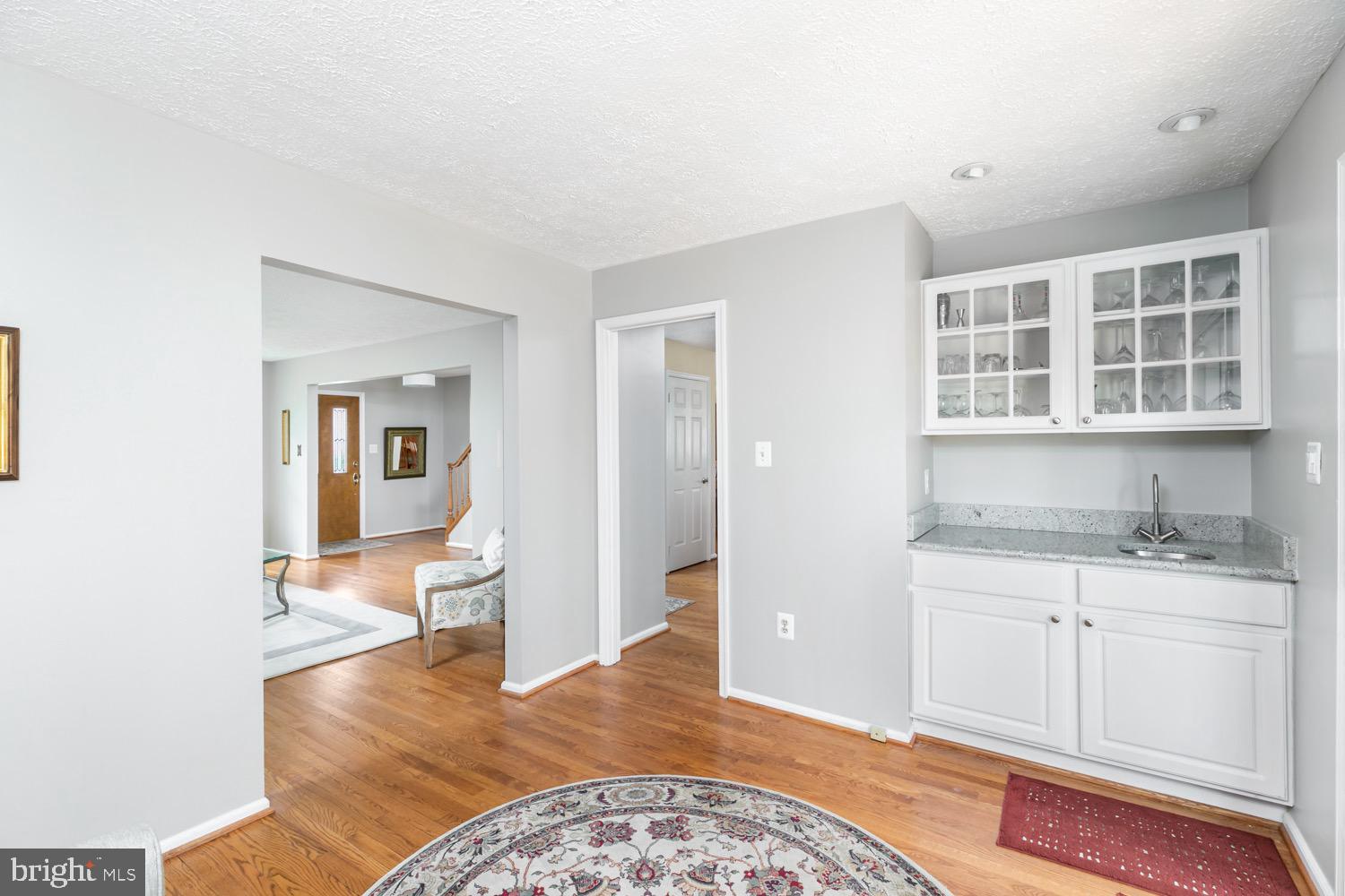 1837 Post Oak Trail Reston, VA 20191 - Photo 22 of 49