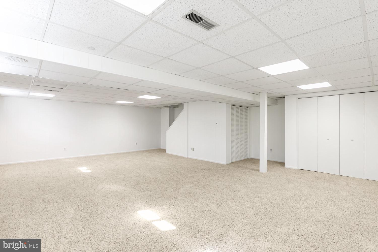 1837 Post Oak Trail Reston, VA 20191 - Photo 36 of 49