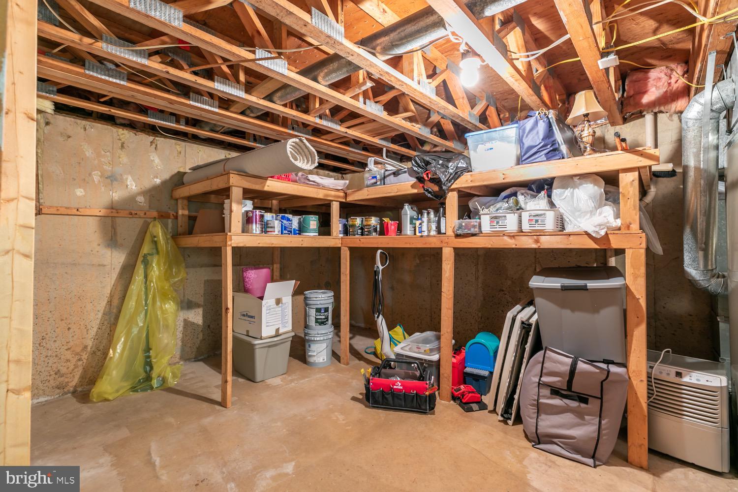 1837 Post Oak Trail Reston, VA 20191 - Photo 37 of 49