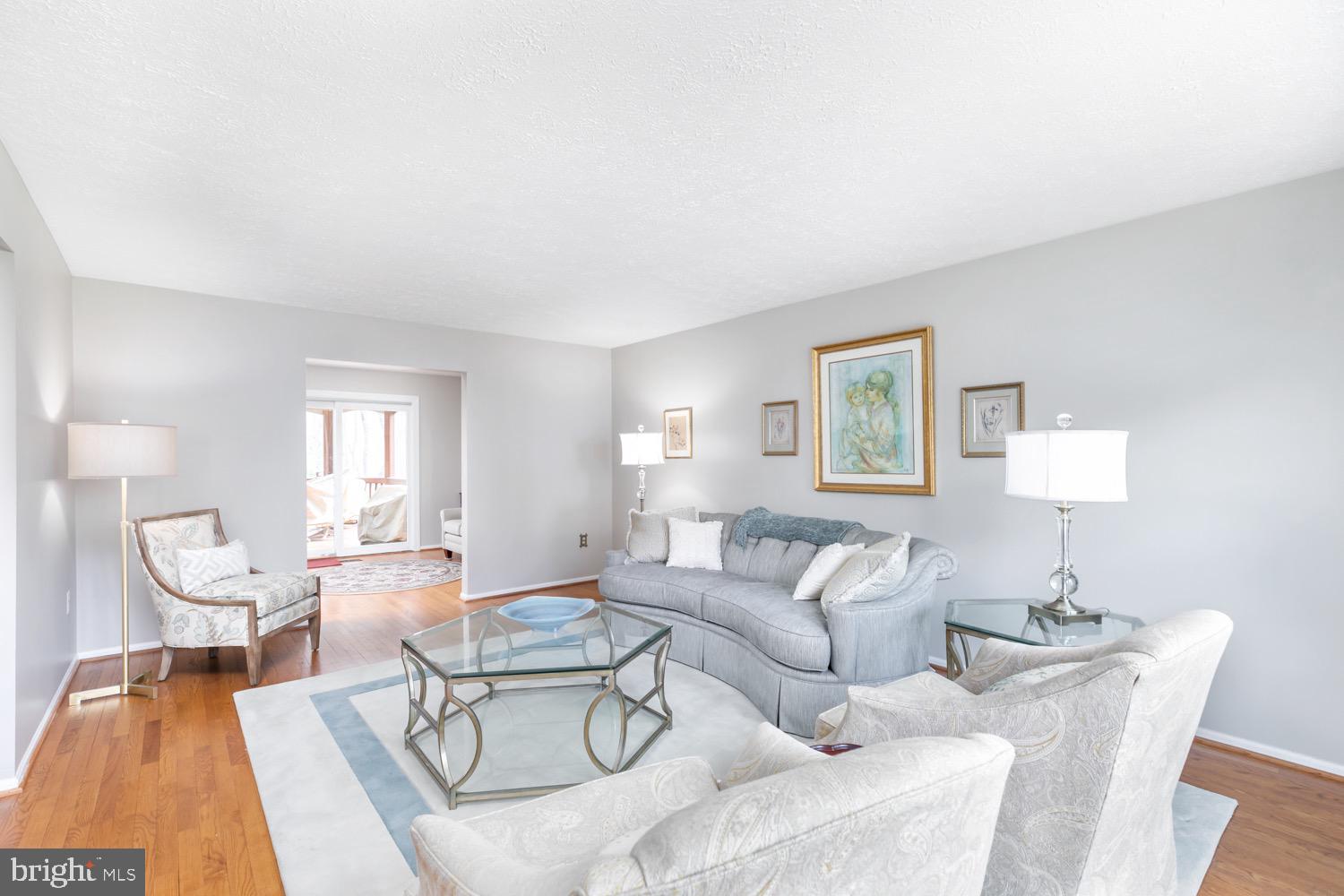 1837 Post Oak Trail Reston, VA 20191 - Photo 10 of 49