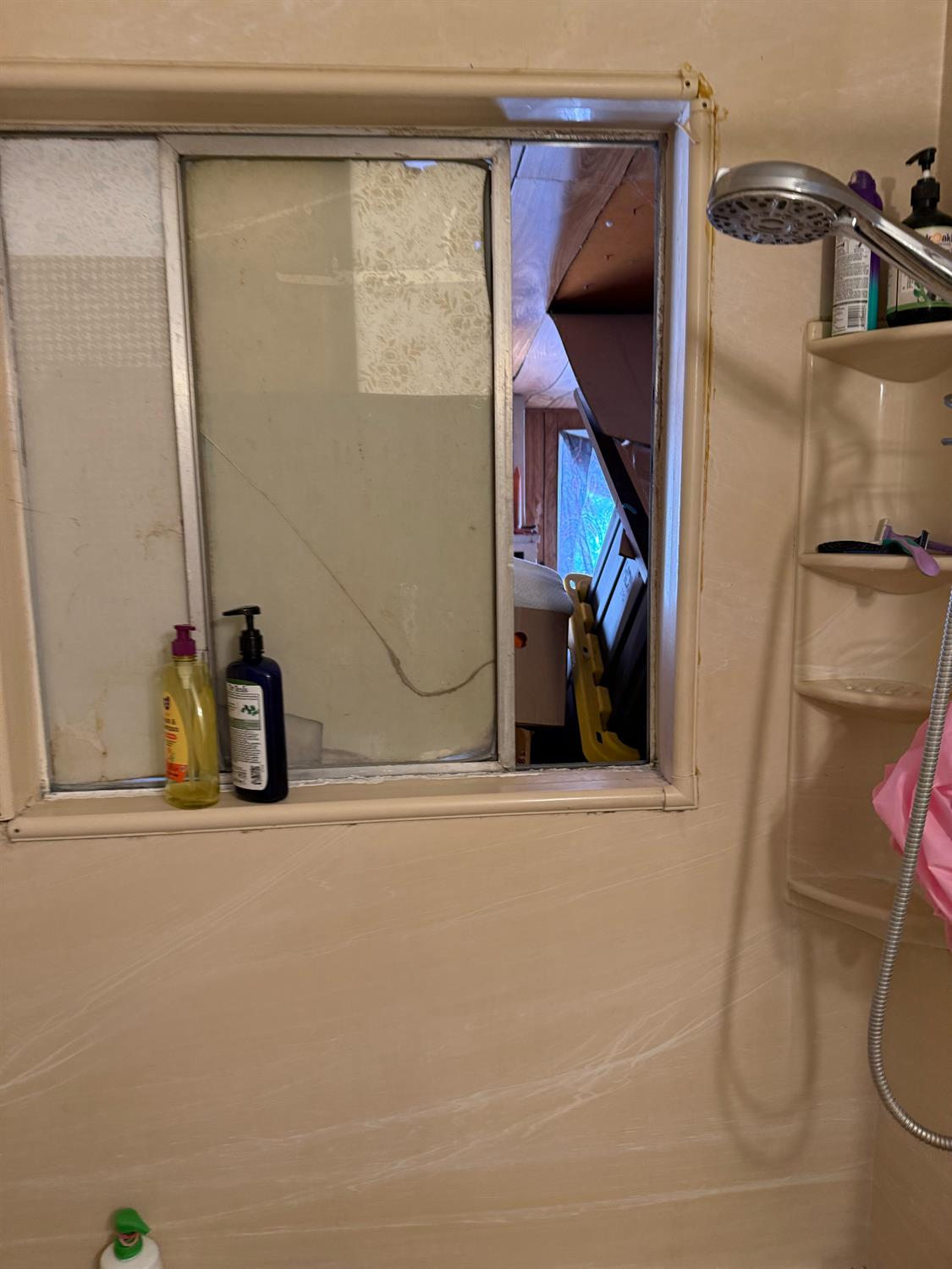 7205 Chesney Way Rio Linda, CA 95673 - Photo 33 of 37 a view of a closet