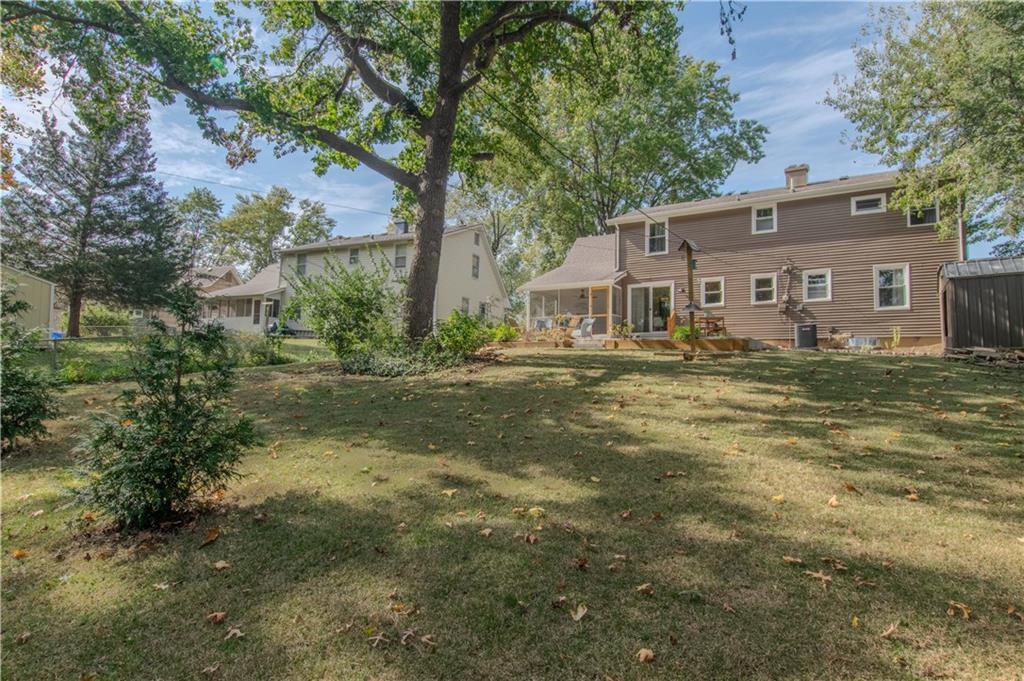 13517 Lowell Avenue Grandview, MO 64030 - Photo 18 of 52