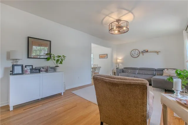 $325,000 | 13517 Lowell Avenue, Grandview, MO 64030