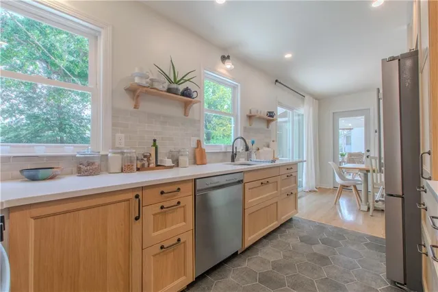 $325,000 | 13517 Lowell Avenue, Grandview, MO 64030