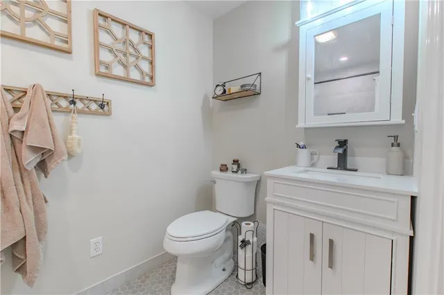 $325,000 | 13517 Lowell Avenue, Grandview, MO 64030