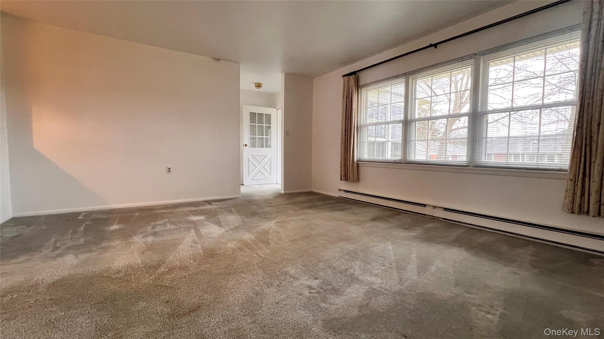 72 Enfield Court, Unit A Ridge, NY 11961 - Photo 11 of 15
