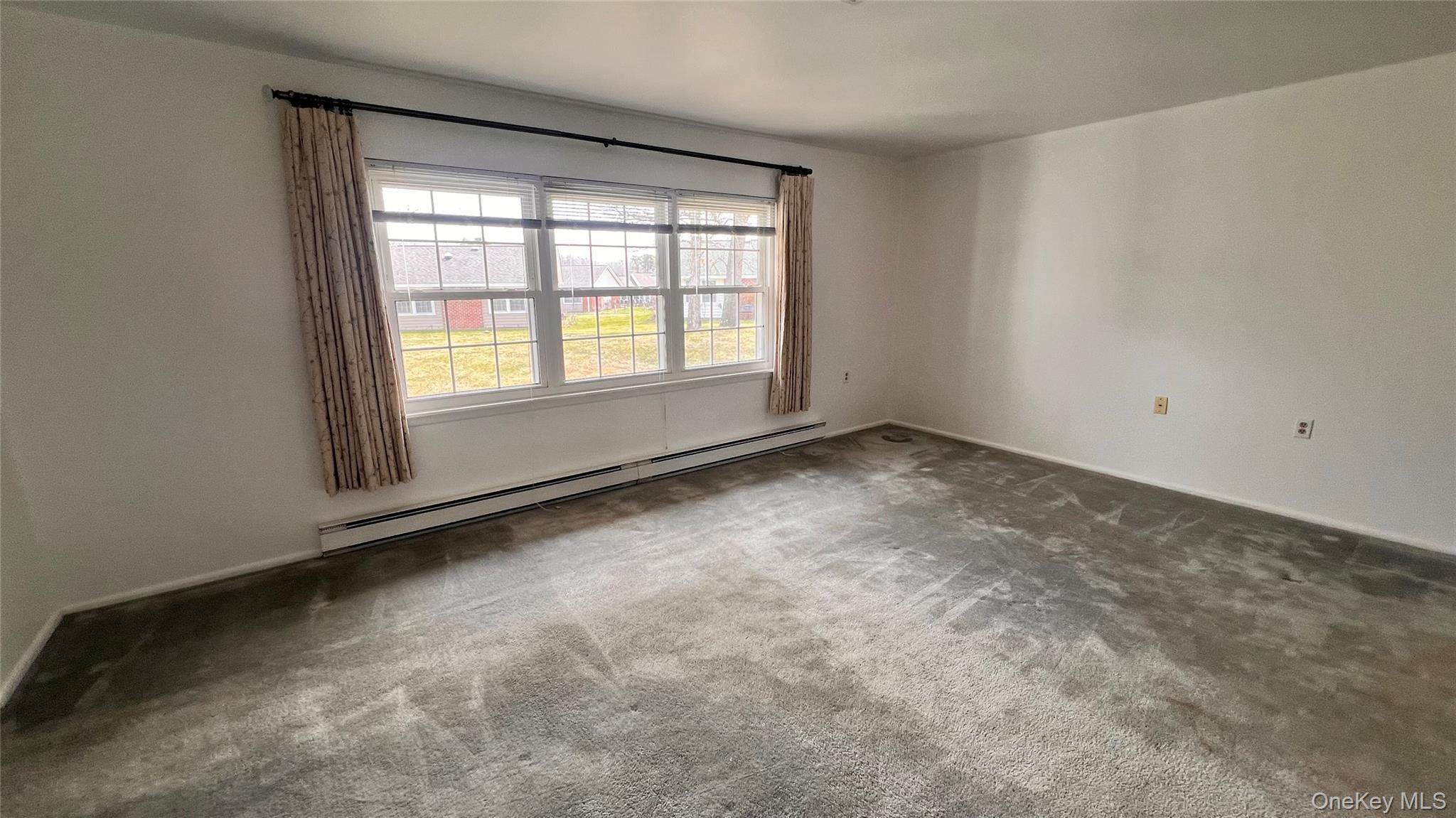 72 Enfield Court, Unit A Ridge, NY 11961 - Photo 10 of 15