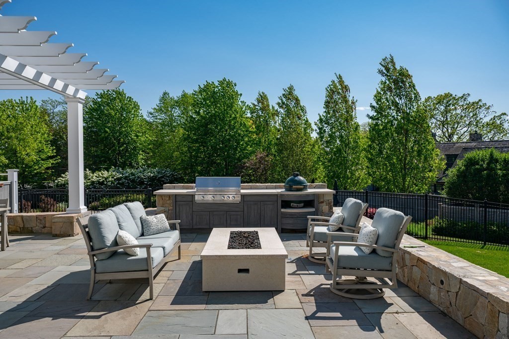 13 Martins Cove Road Hingham, MA 02043 - Photo 22 of 35 a terrace view with sitting space