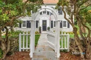 $719,900 | 141 Maple Tree Hill Road, Oxford, CT 06478