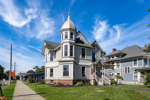 $339,900 | 103 North High Street, Rising Sun, IN 47040