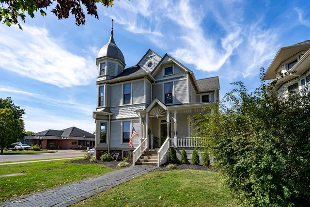 $339,900 | 103 North High Street, Rising Sun, IN 47040