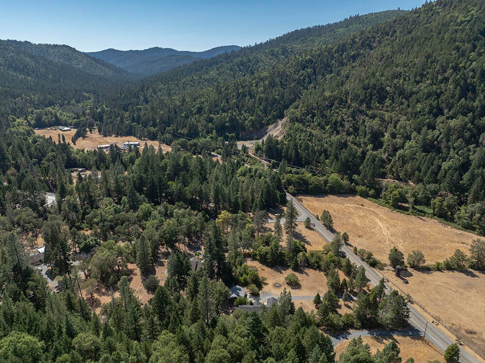781 Cheney Creek Road Grants Pass, OR 97527 - Photo 51 of 52 51