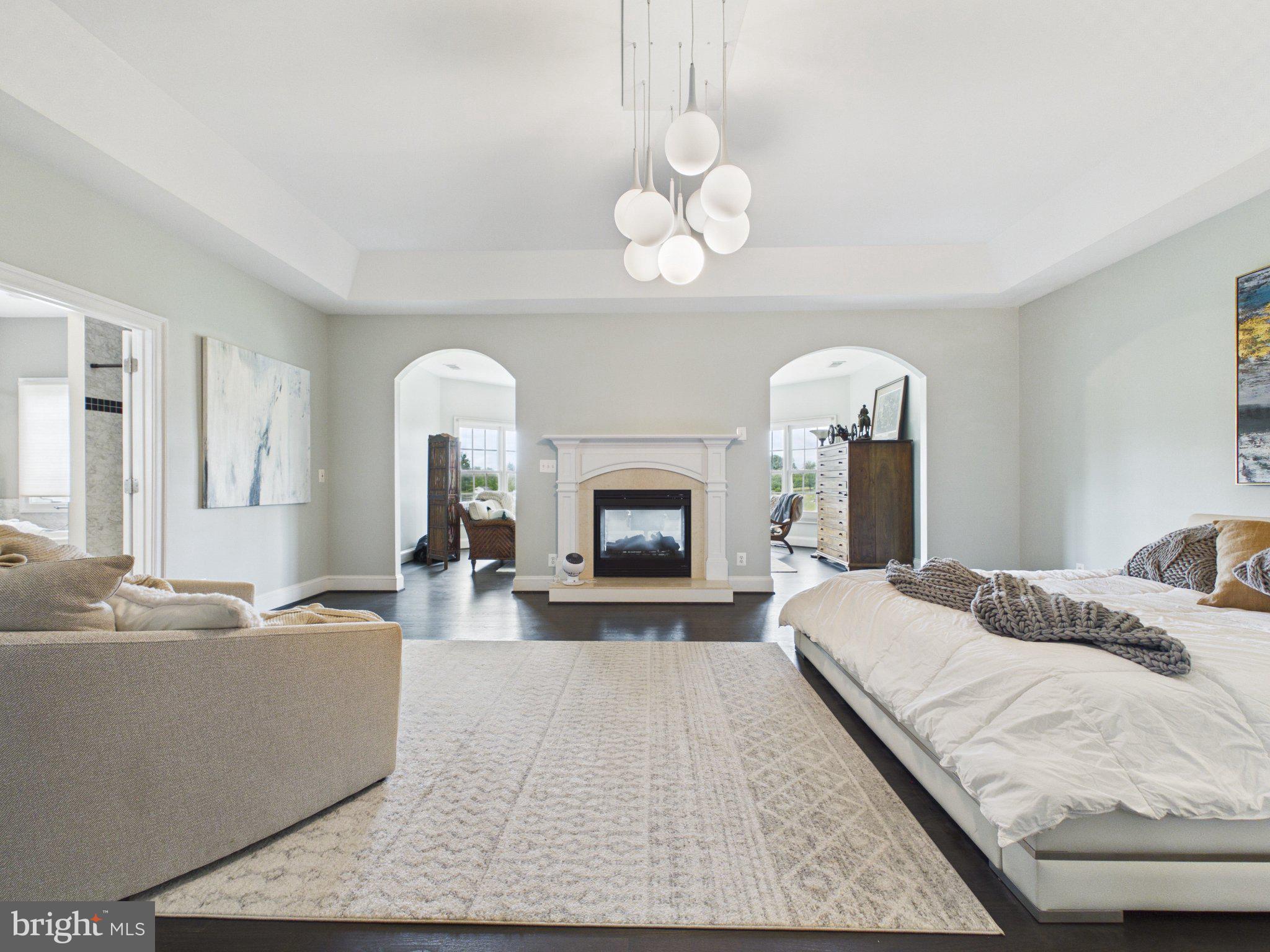 38565 Piggott Bottom Road Hamilton, VA 20158 - Photo 37 of 85 a living room with a couch and a fireplace