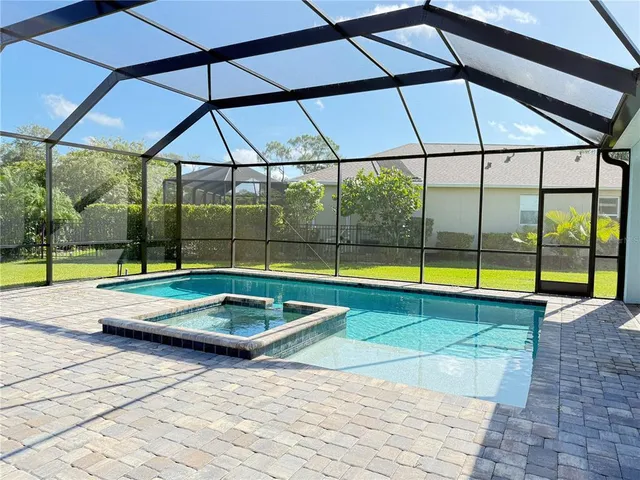 $749,900 | 7918 Peaceful Par Drive, Sarasota, FL 34241