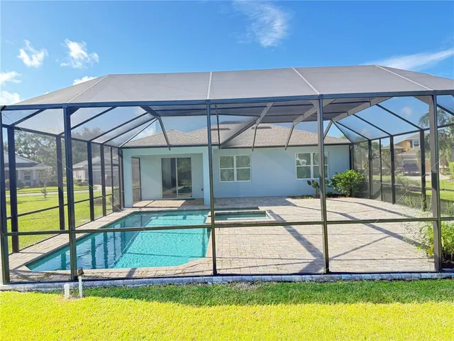 $749,900 | 7918 Peaceful Par Drive, Sarasota, FL 34241