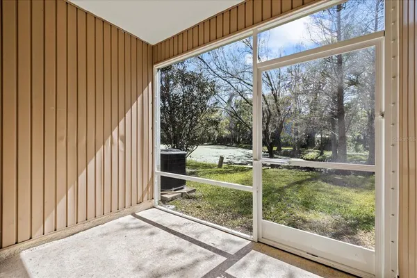 $1,700 | 11047 Black Swan Court, Seffner, FL 33584