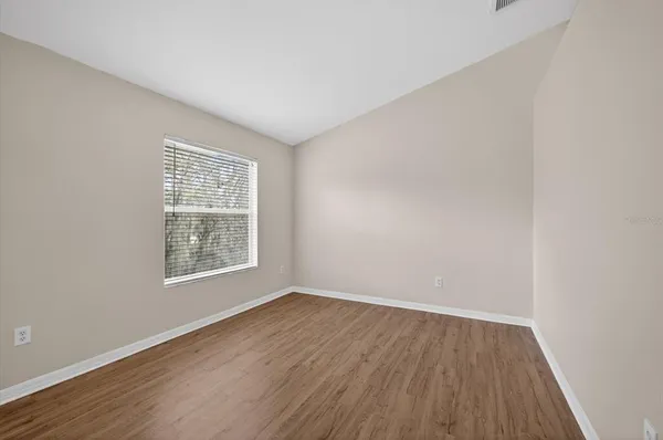 $1,700 | 11047 Black Swan Court, Seffner, FL 33584