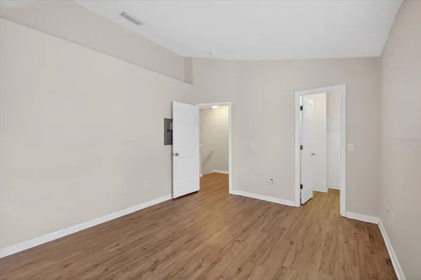 $1,700 | 11047 Black Swan Court, Seffner, FL 33584