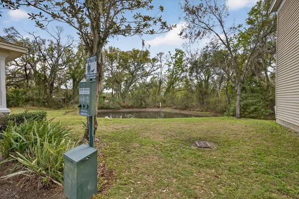 $1,700 | 11047 Black Swan Court, Seffner, FL 33584