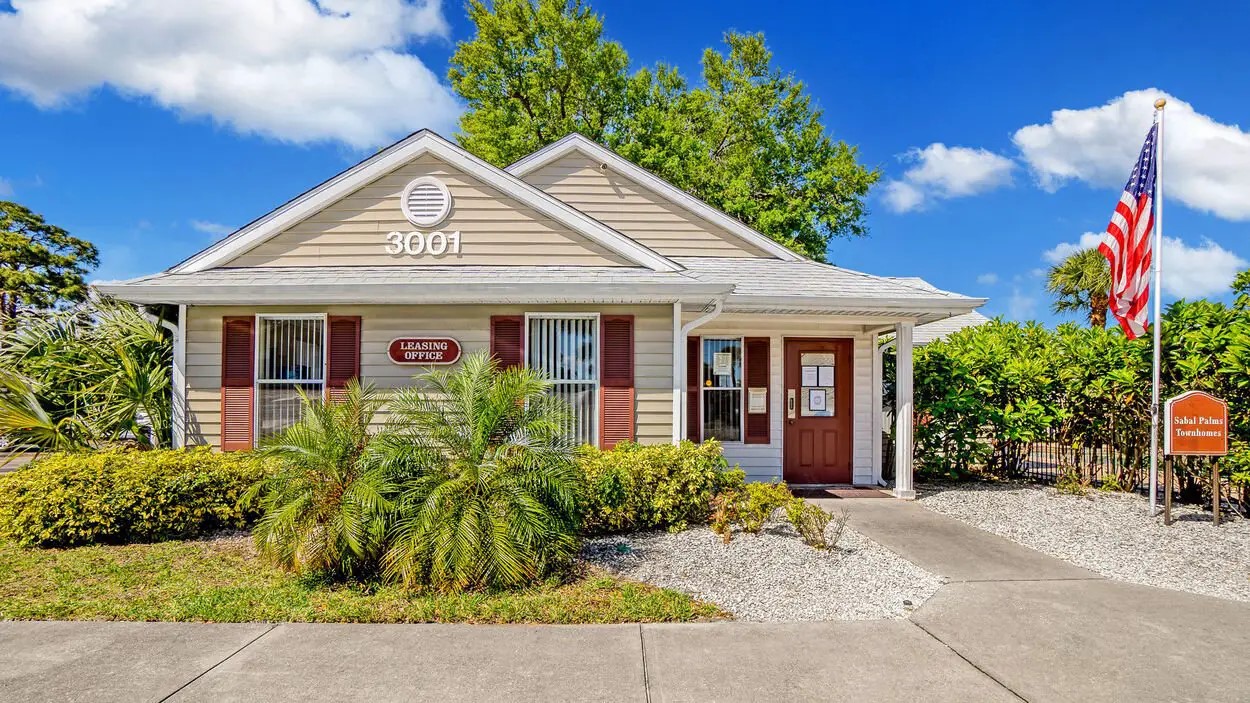 3001 Fountainhead Circle Melbourne, FL 32934 - Photo 4 of 16