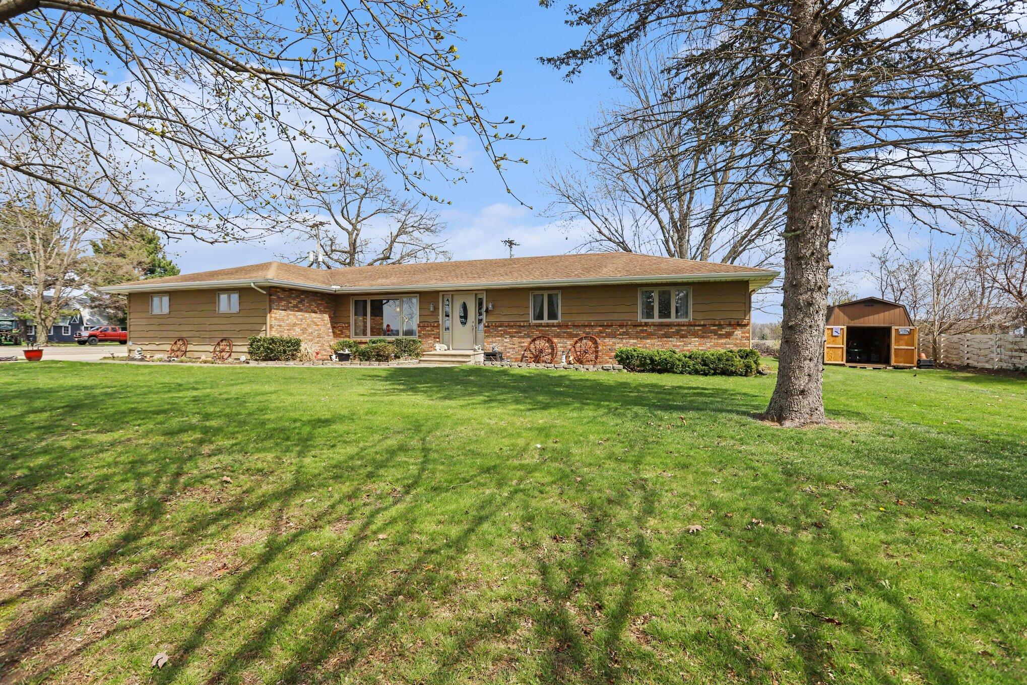 55019 North Fisher Lake Road Three Rivers, MI 49093 - Photo 2 of 34 Front view