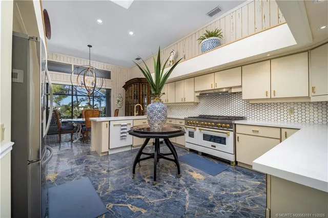 $1,395,000 | 6460 Southeast Winged Foot Drive, Stuart, FL 34997