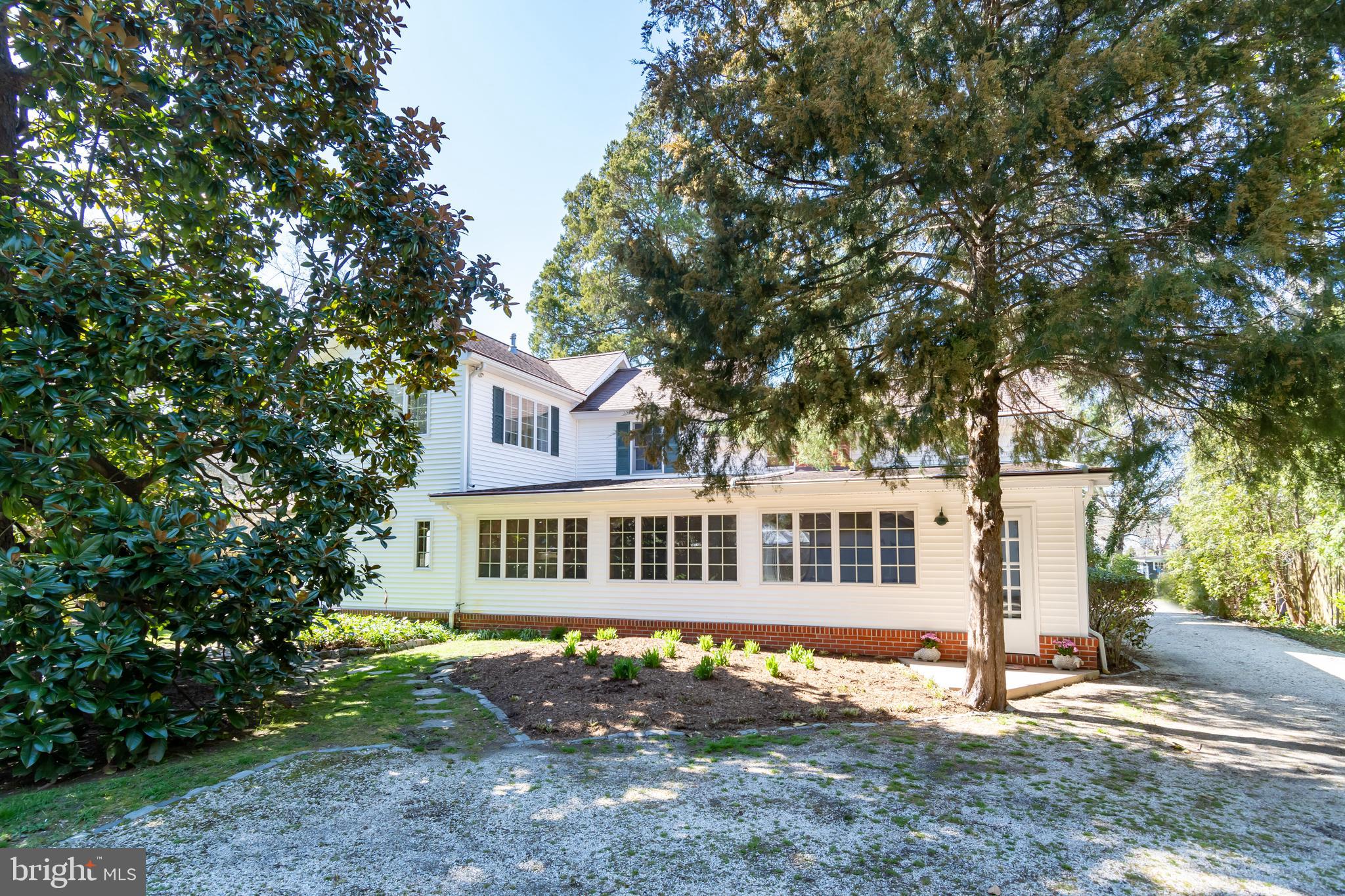 9839 Mill Point Road Easton, MD 21601 - Photo 6 of 56 Gallery Image 6