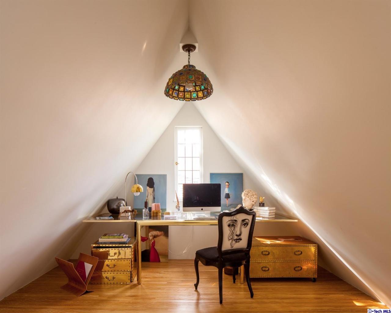 1665 Braeburn Road Altadena, CA 91001 - Photo 23 of 28 a living room with furniture and a flat screen tv