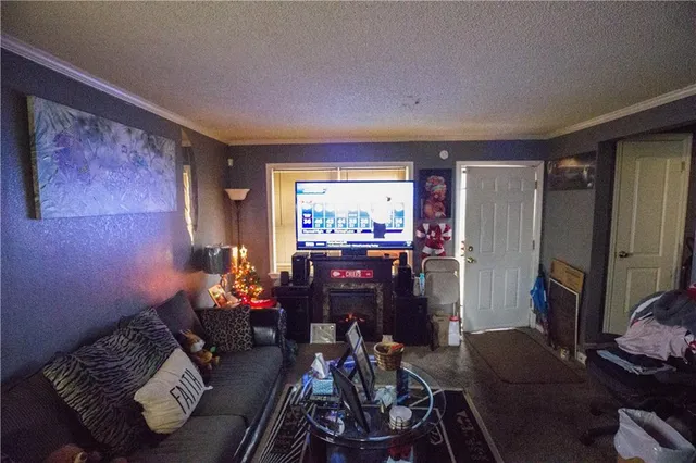 $159,000 | 5521-3 Wabash Avenue, Kansas City, MO 64130