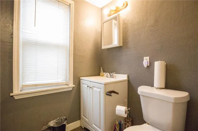 $159,000 | 5521-3 Wabash Avenue, Kansas City, MO 64130